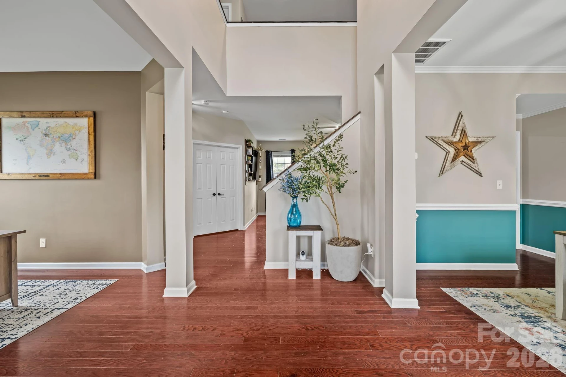 227 Roanoke Road - Photo 4