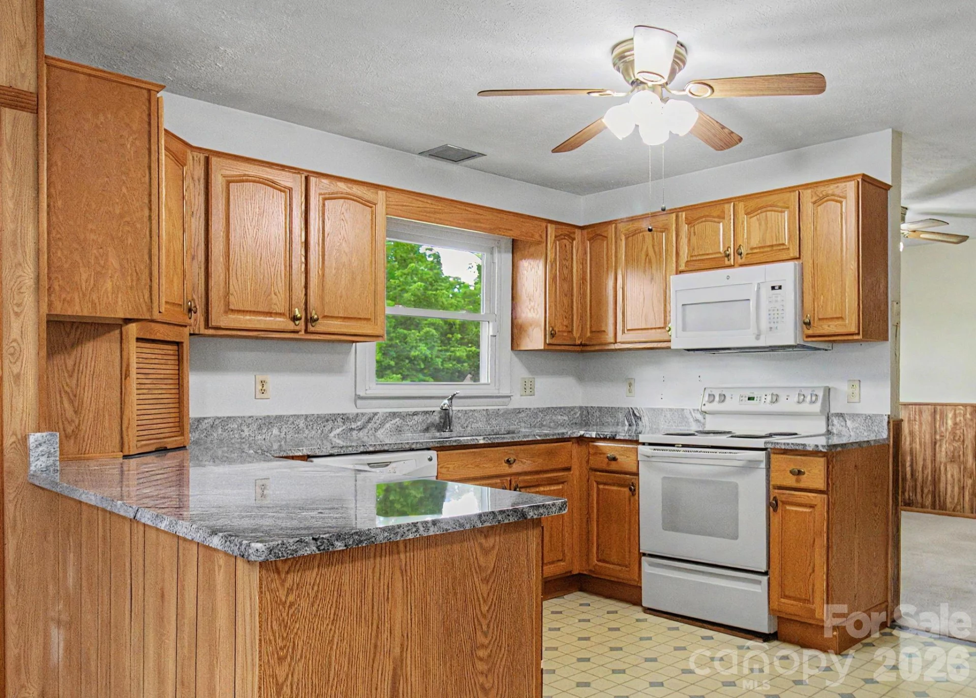 12 Webster Street - Photo 19