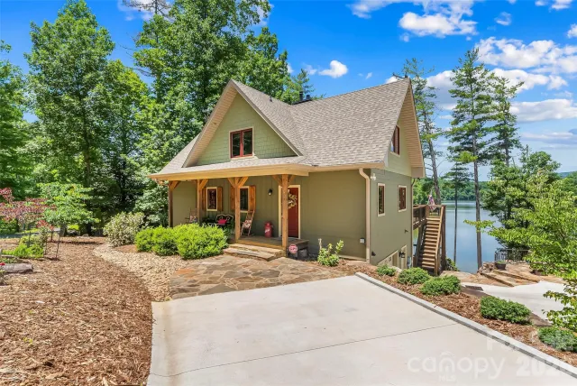 590 Larkhaven Drive, Nebo, NC, 28761