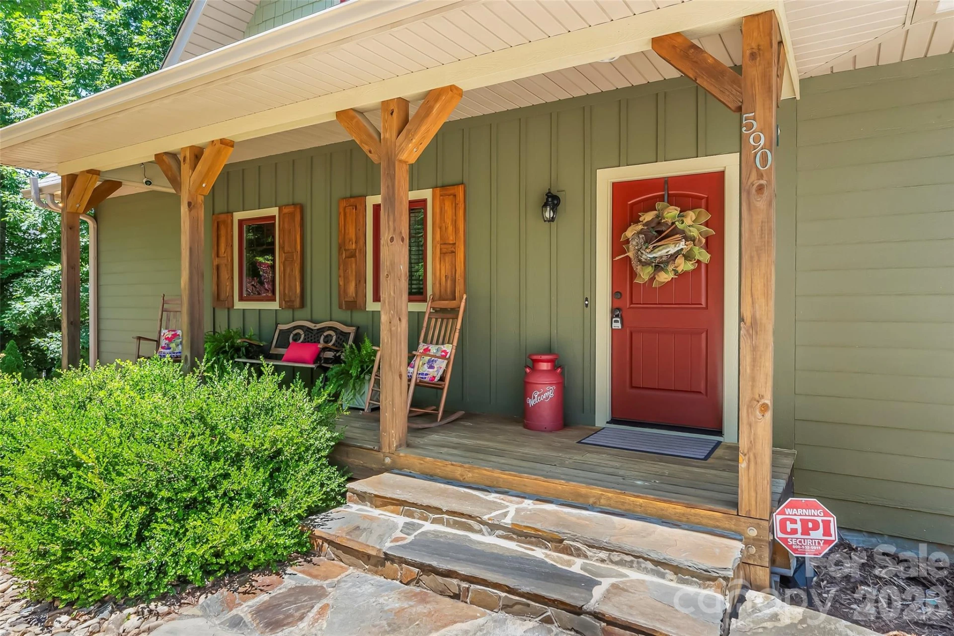 590 Larkhaven Drive - Photo 5