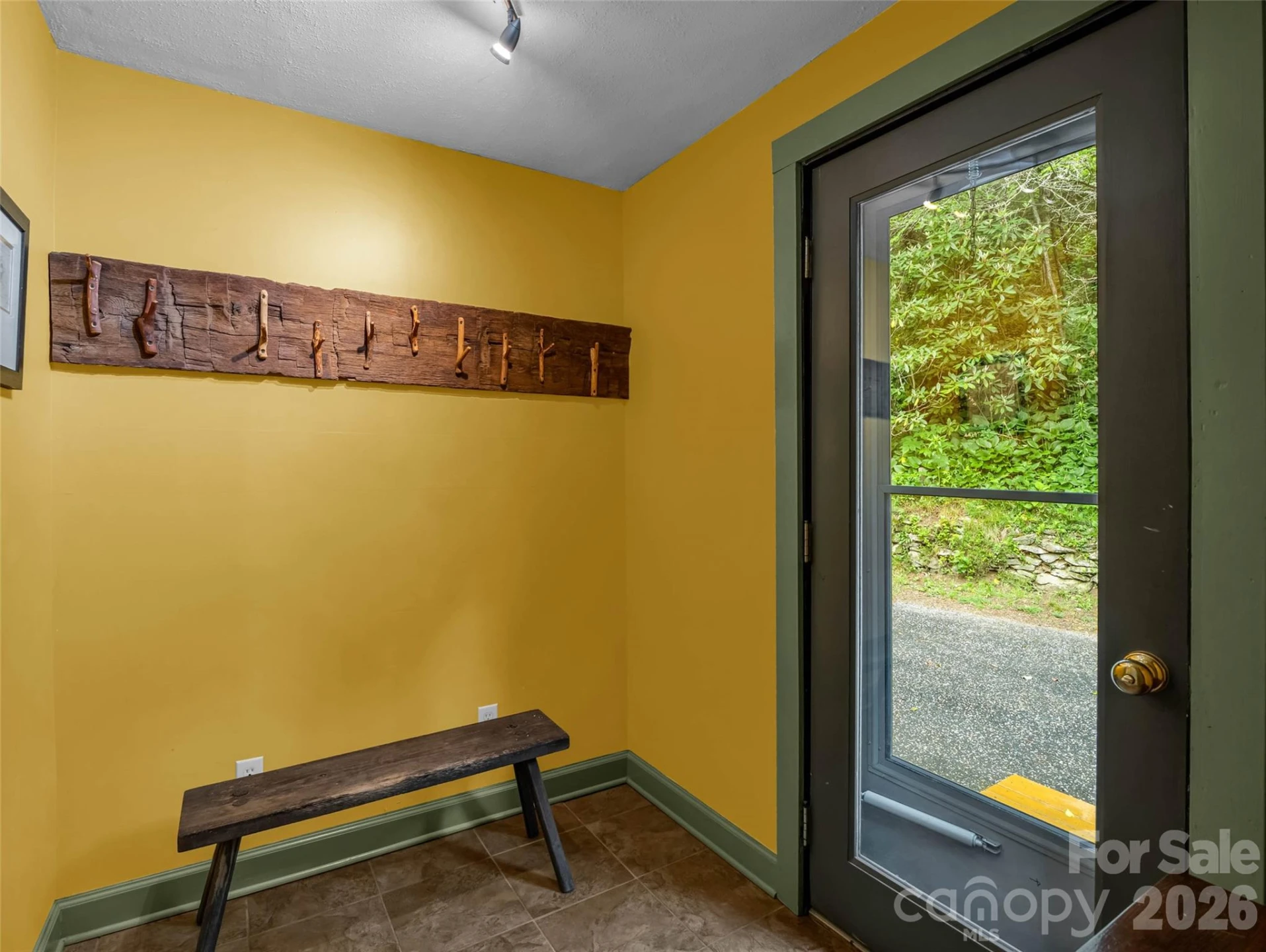 2212 Green River Road - Photo 18
