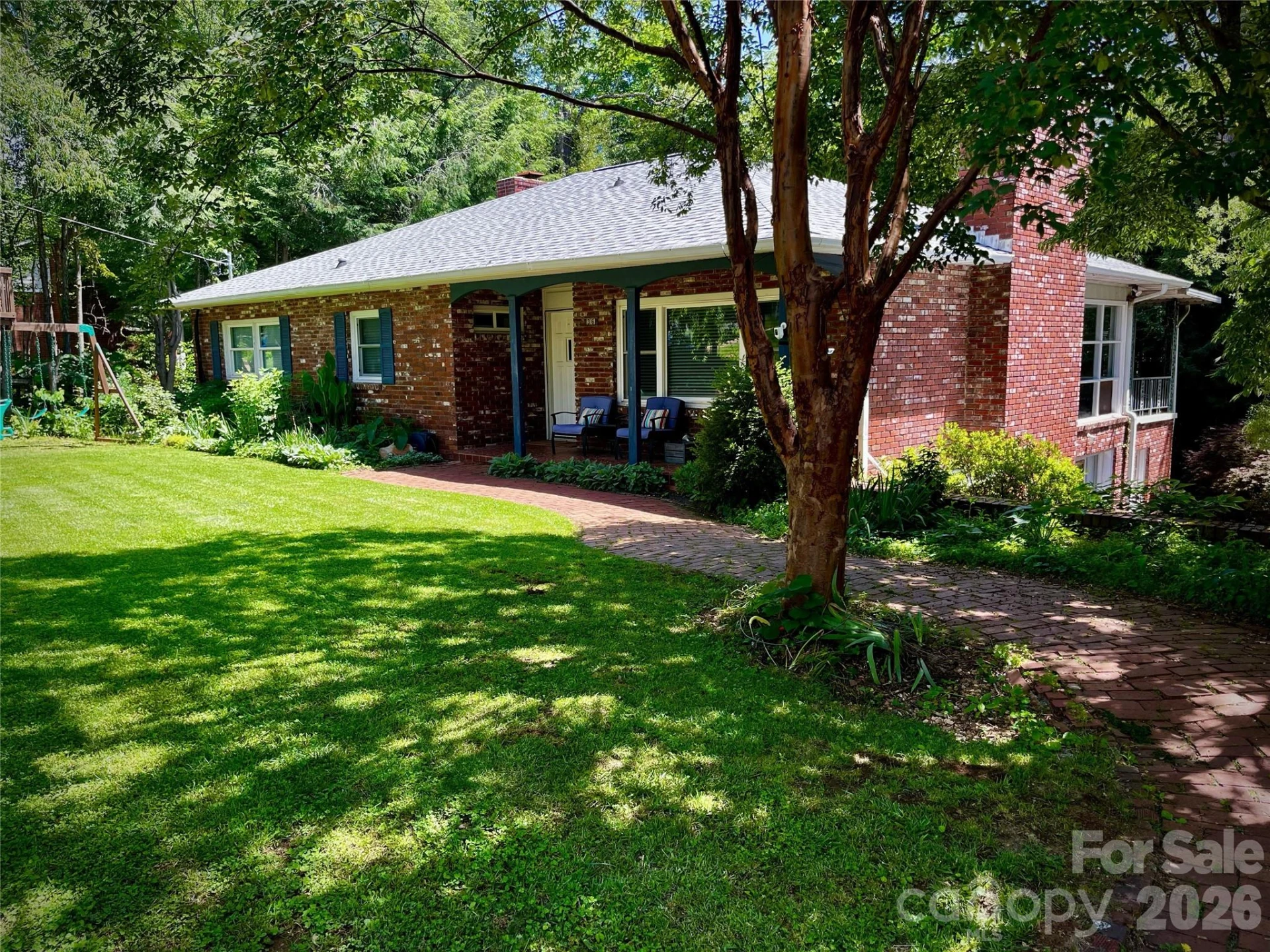 36 Clarendon Road - Photo 5