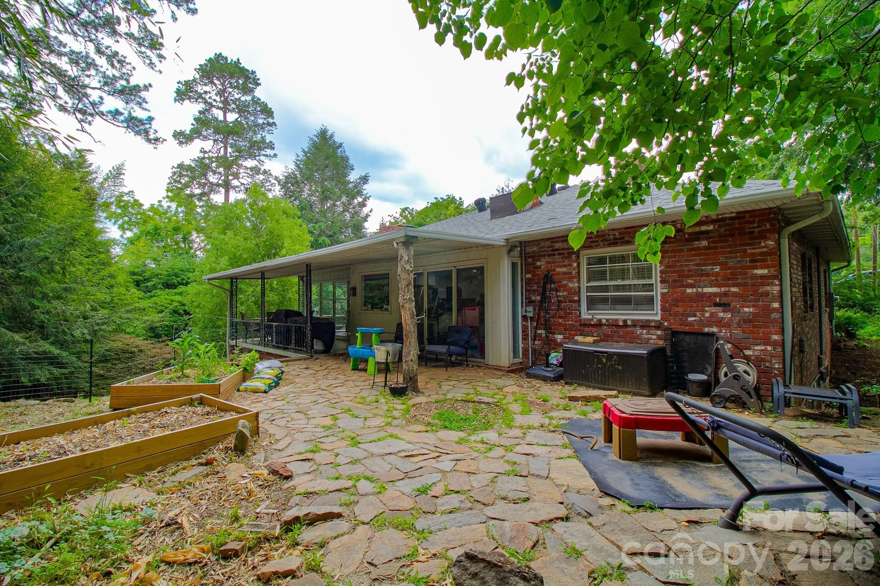 36 Clarendon Road - Photo 8