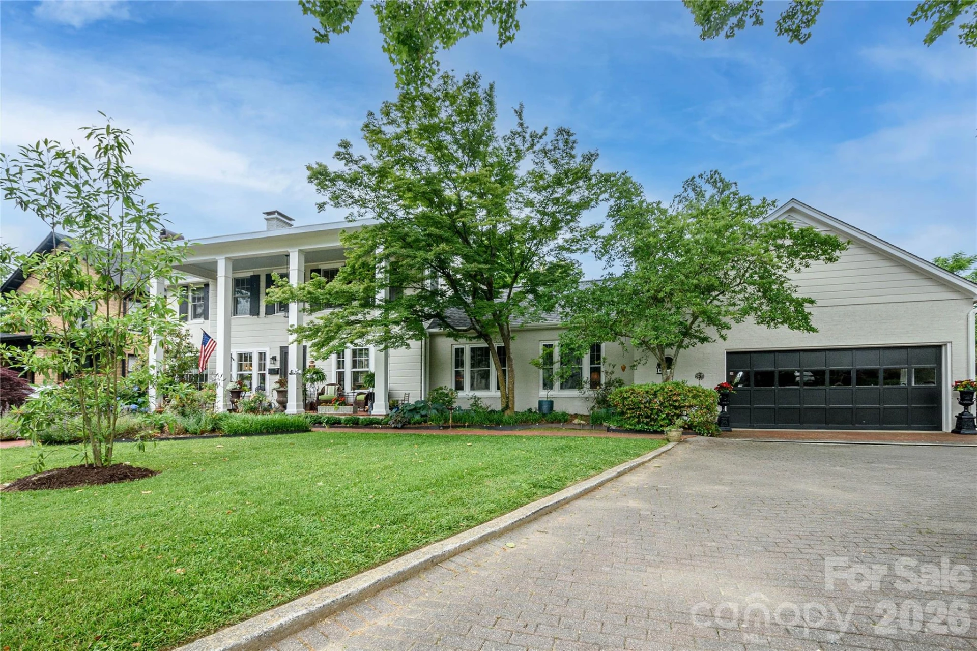 832 4th Avenue - Photo 2