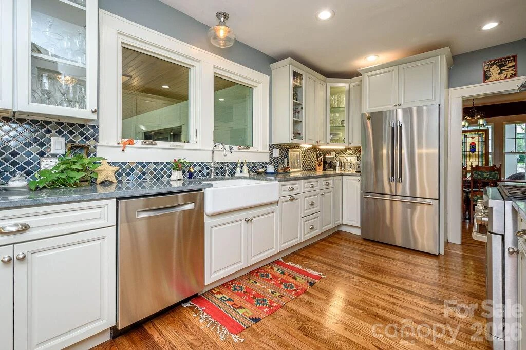 832 4th Avenue - Photo 13