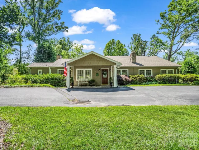 52 Forest Road, Asheville, NC, 28803