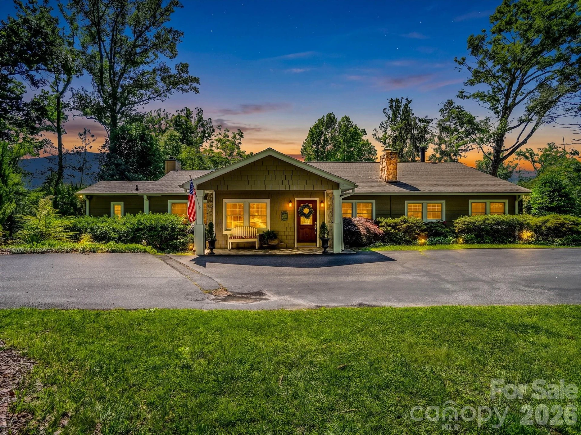 52 Forest Road - Photo 2