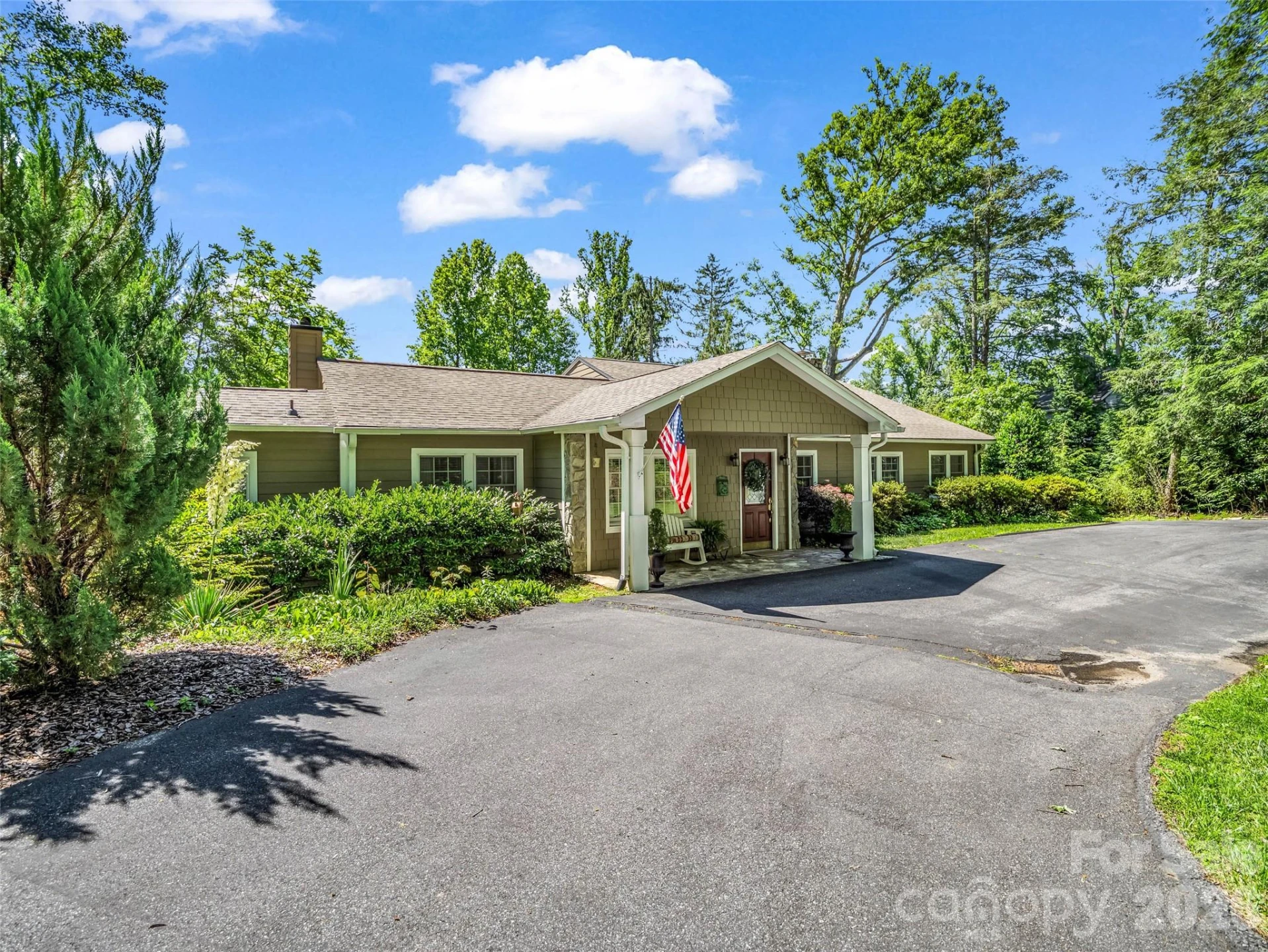52 Forest Road - Photo 3