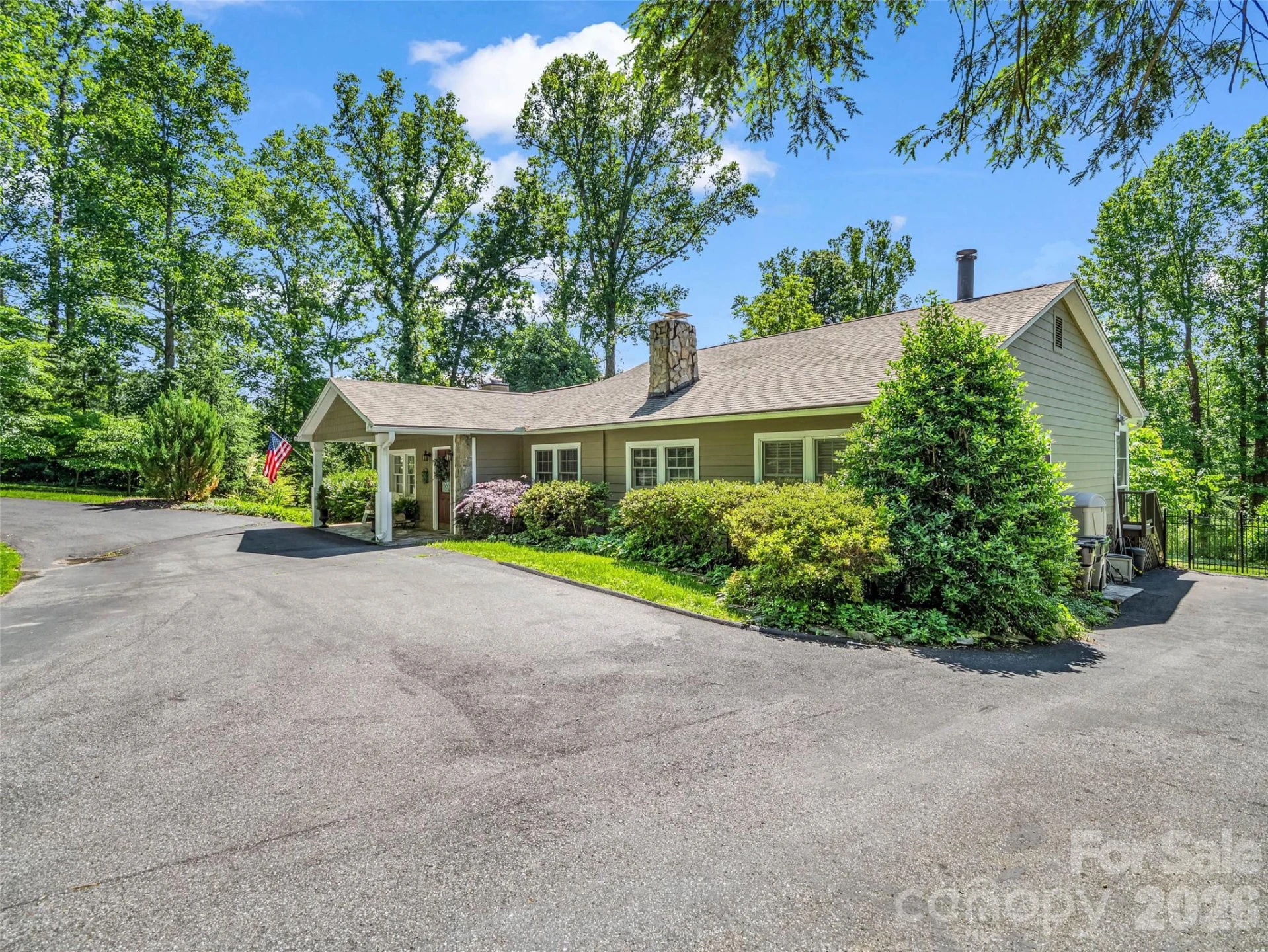 52 Forest Road - Photo 4
