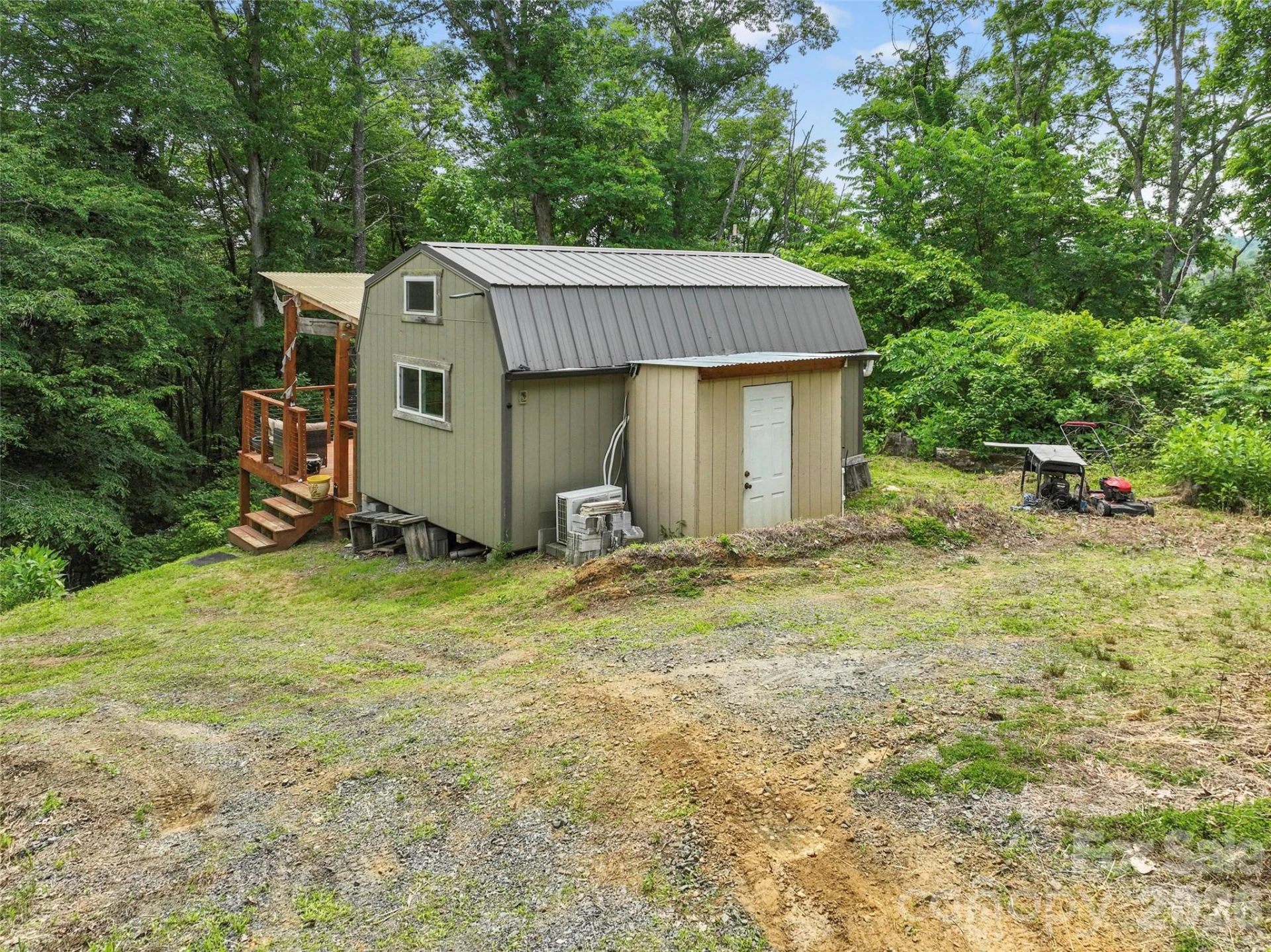 555 Logans Ridge Drive - Photo 9