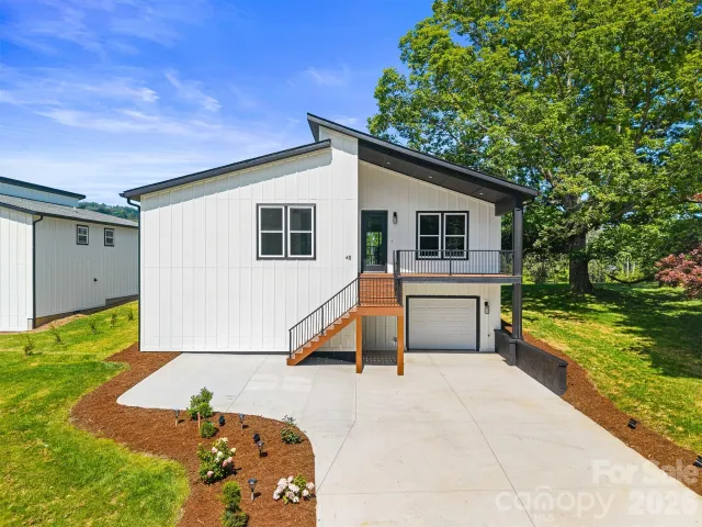 45 Klimovych Road, Hendersonville, NC, 28792