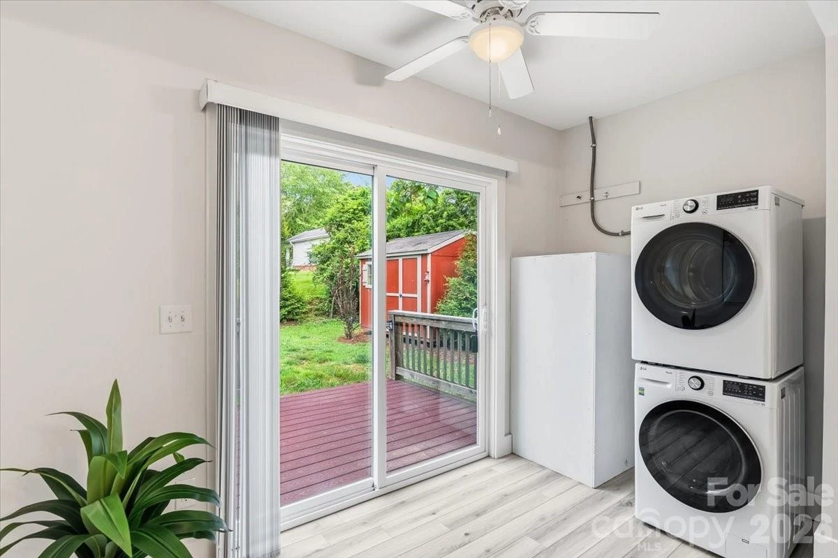 166 Outland Avenue - Photo 18