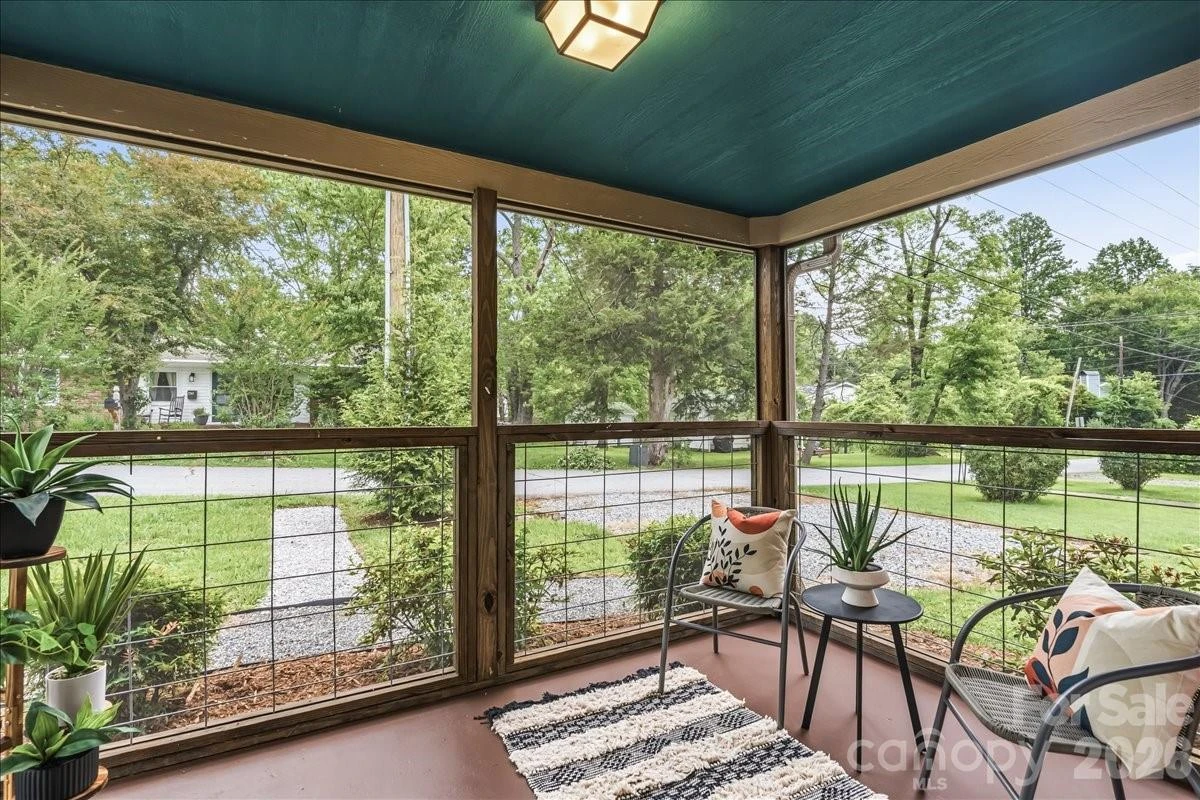 166 Outland Avenue - Photo 32