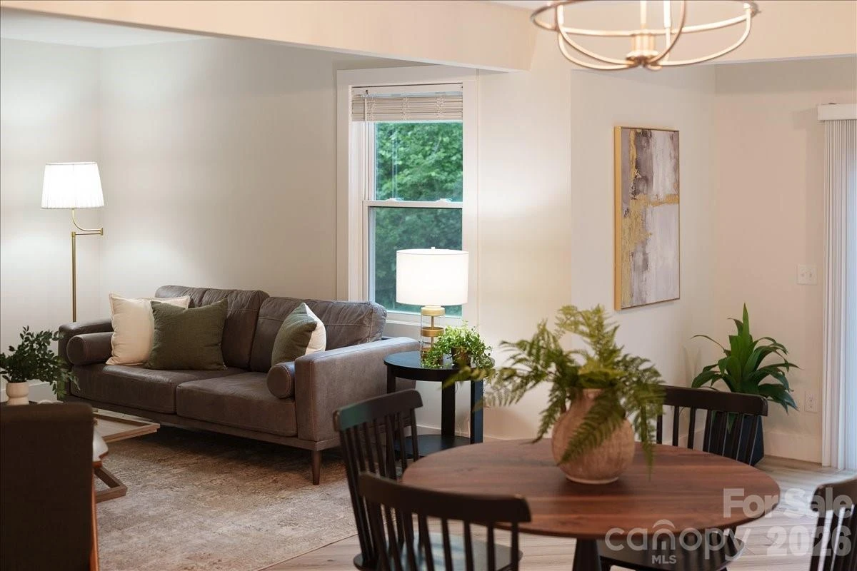 166 Outland Avenue - Photo 4