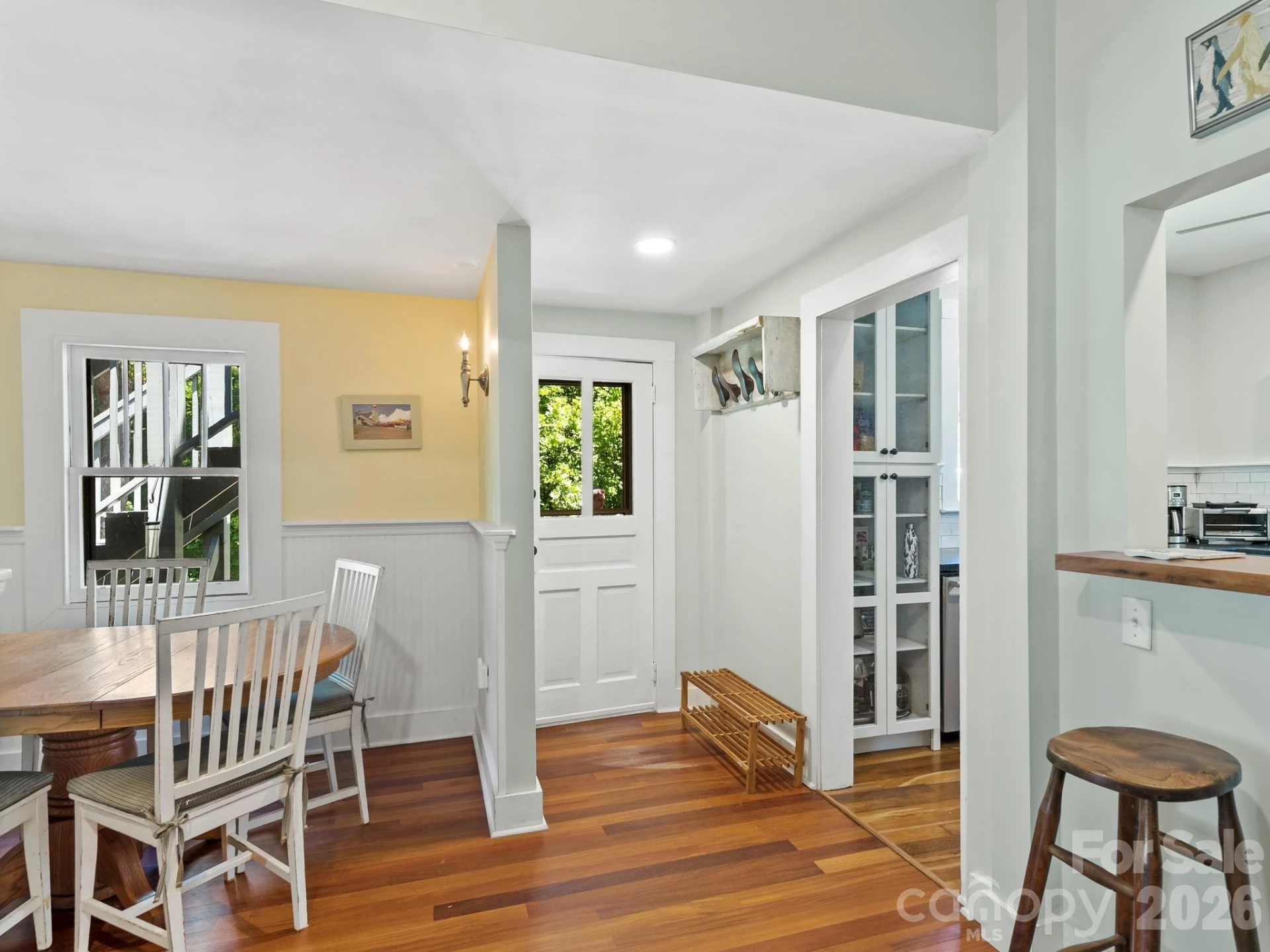 102 Courtland Avenue - Photo 14