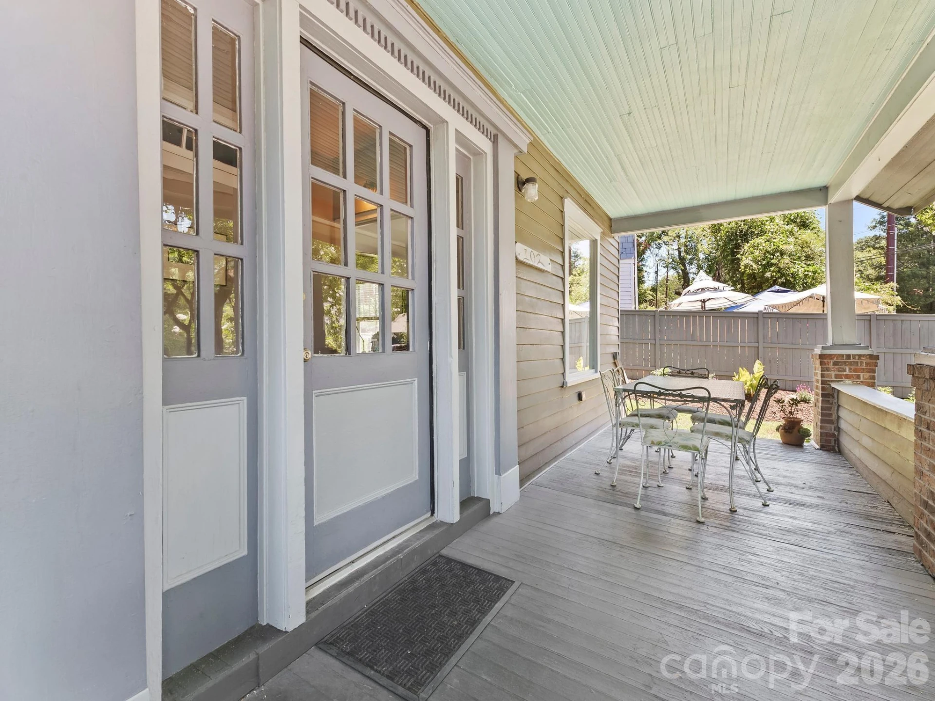 102 Courtland Avenue - Photo 3