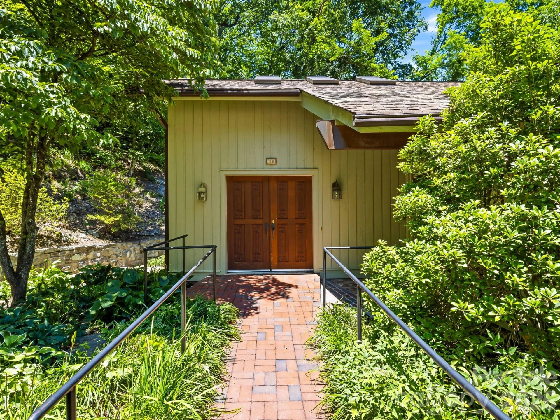 1430 Valmont Drive - Photo 10