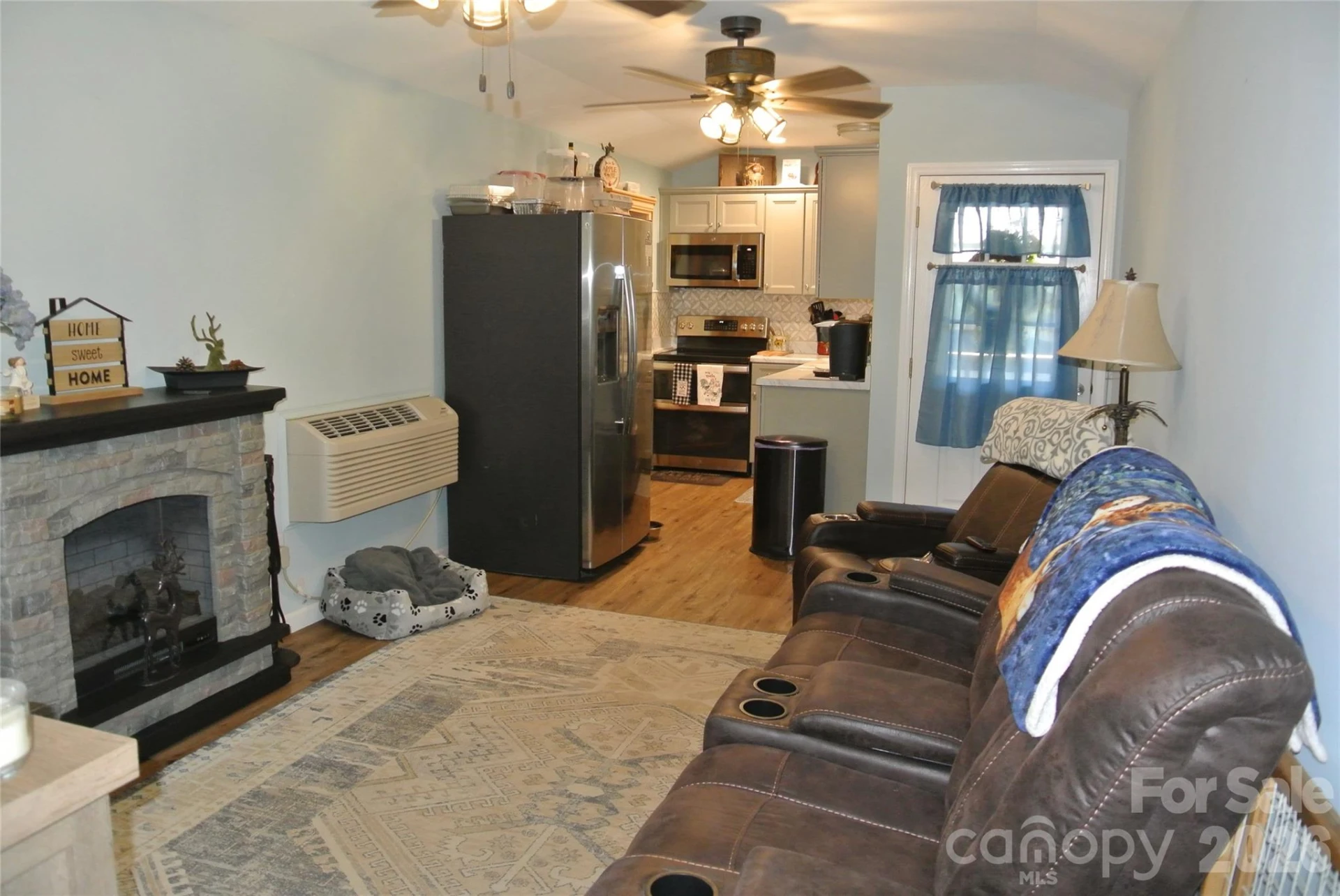 779 Thermal City Road - Photo 4