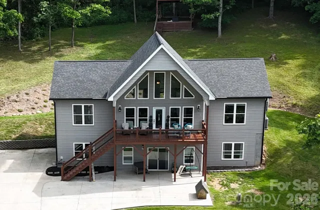 300 Green Meadow Lane, Mars Hill, NC, 28754
