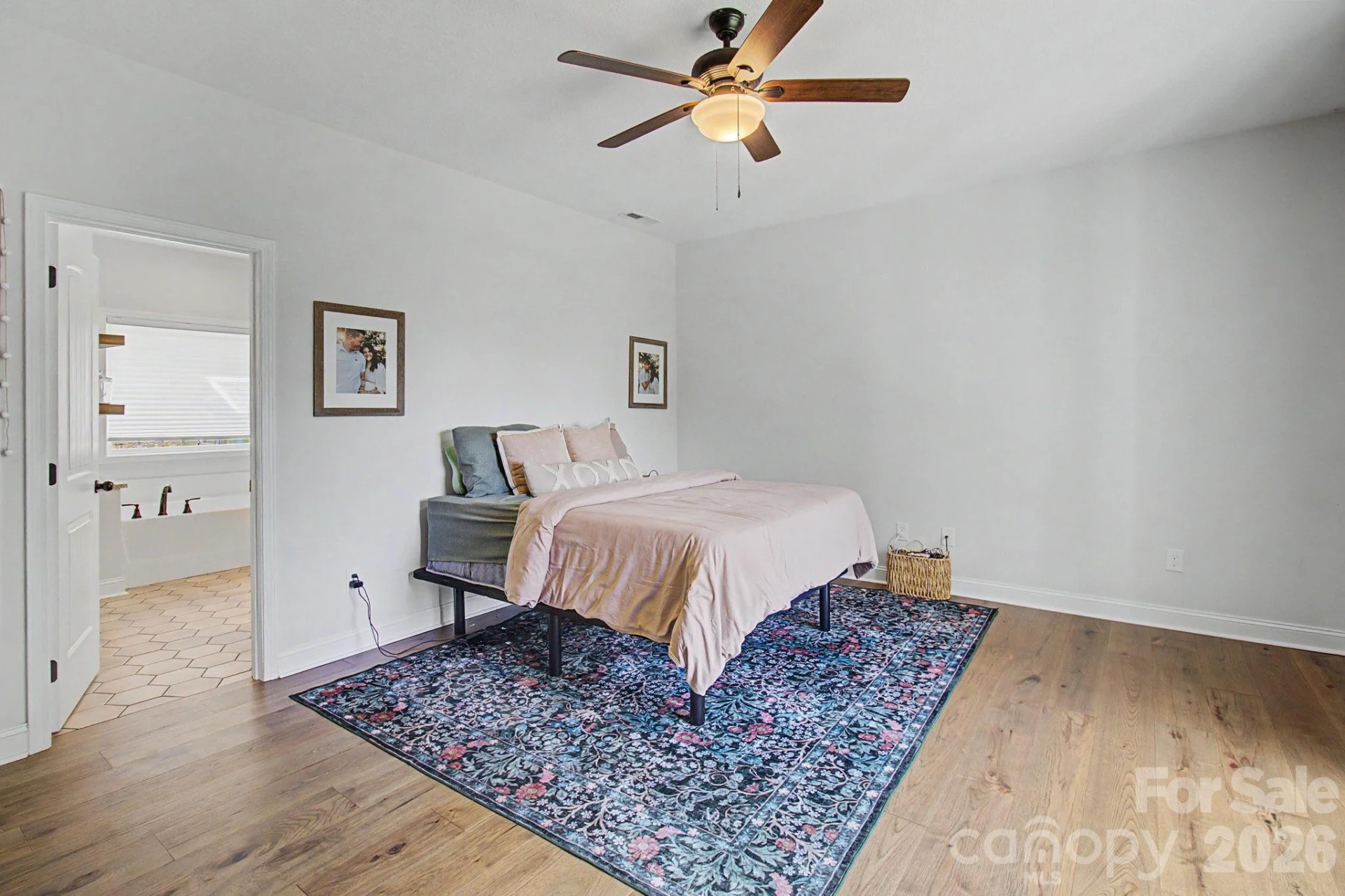 300 Green Meadow Lane - Photo 15