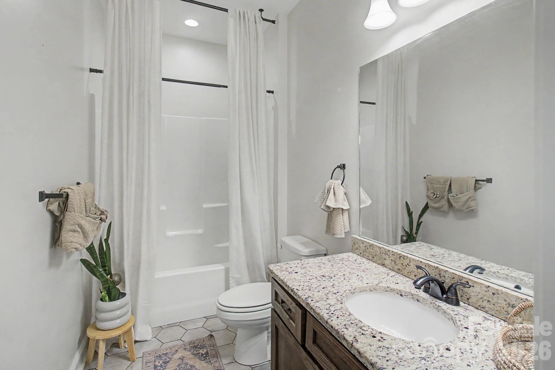 300 Green Meadow Lane - Photo 22