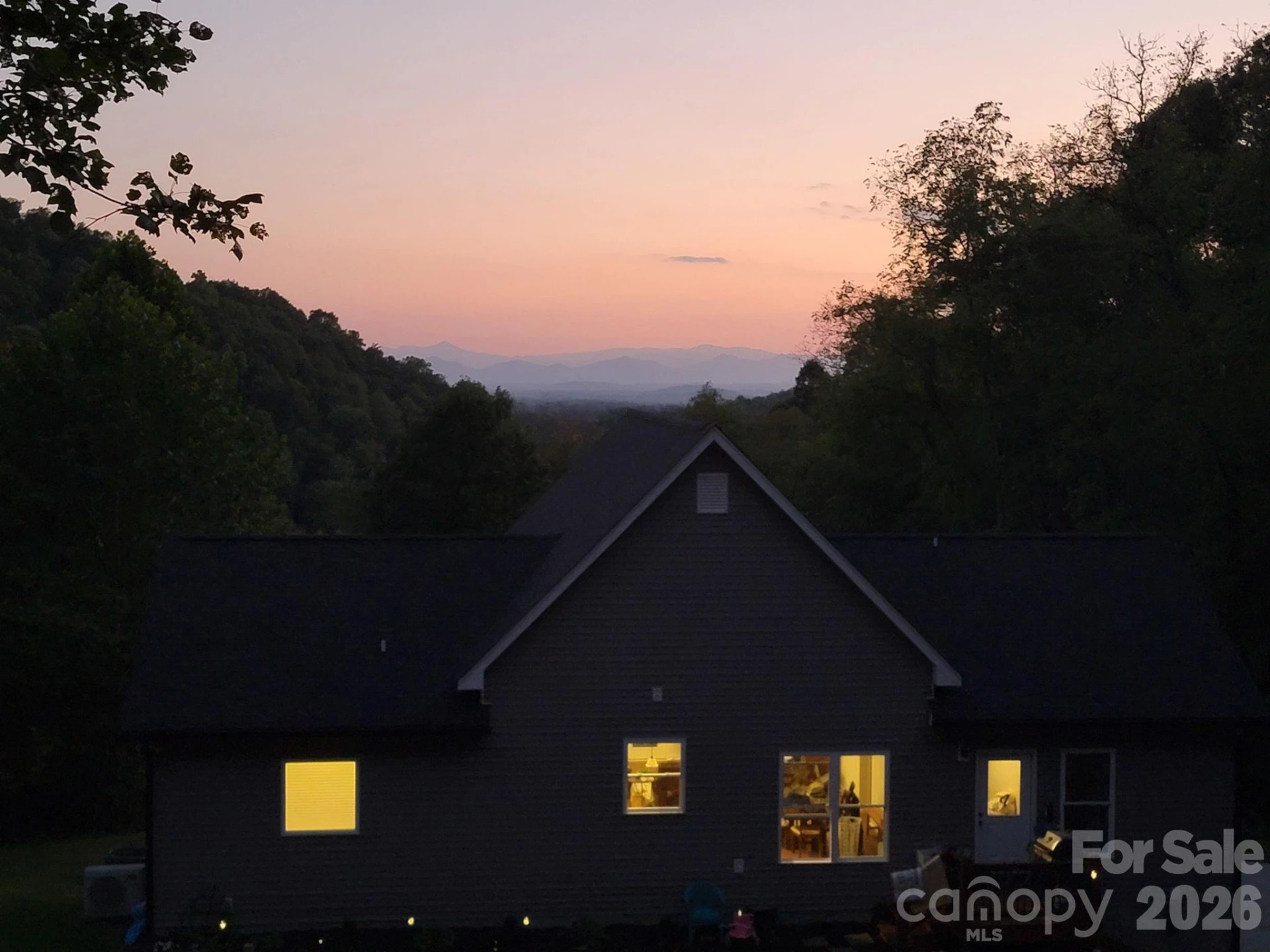 300 Green Meadow Lane - Photo 10