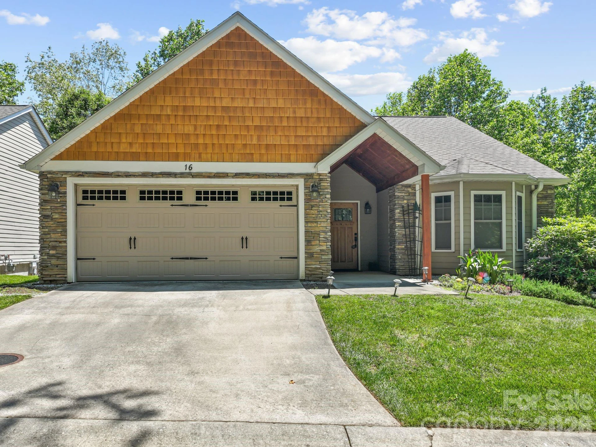 16 Jennlynn Drive - Photo 3