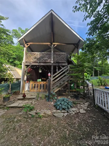 1480 Davis Mountain Road, Hendersonville, NC, 28739