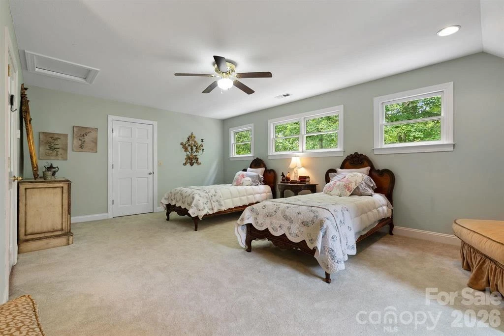 175 Green Hills Road - Photo 33