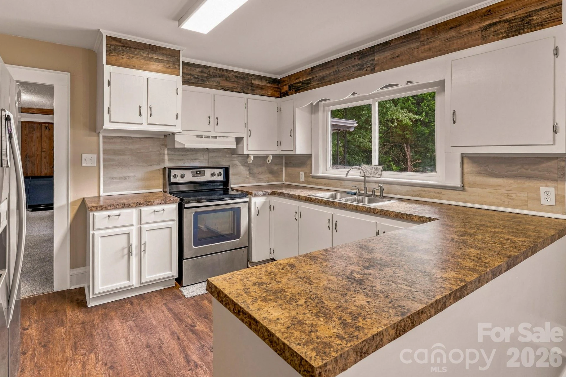 257 Maryland Drive - Photo 6