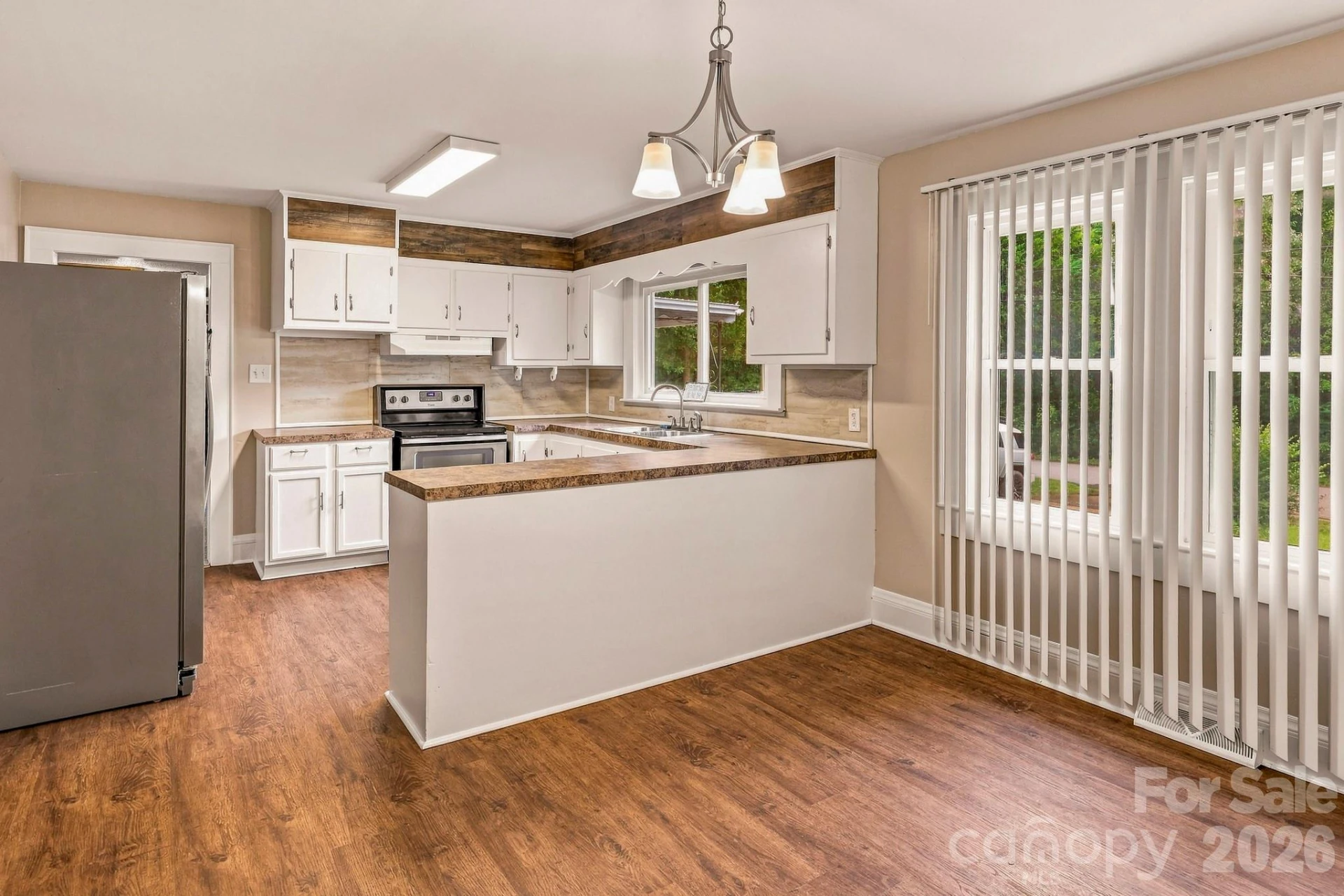 257 Maryland Drive - Photo 7