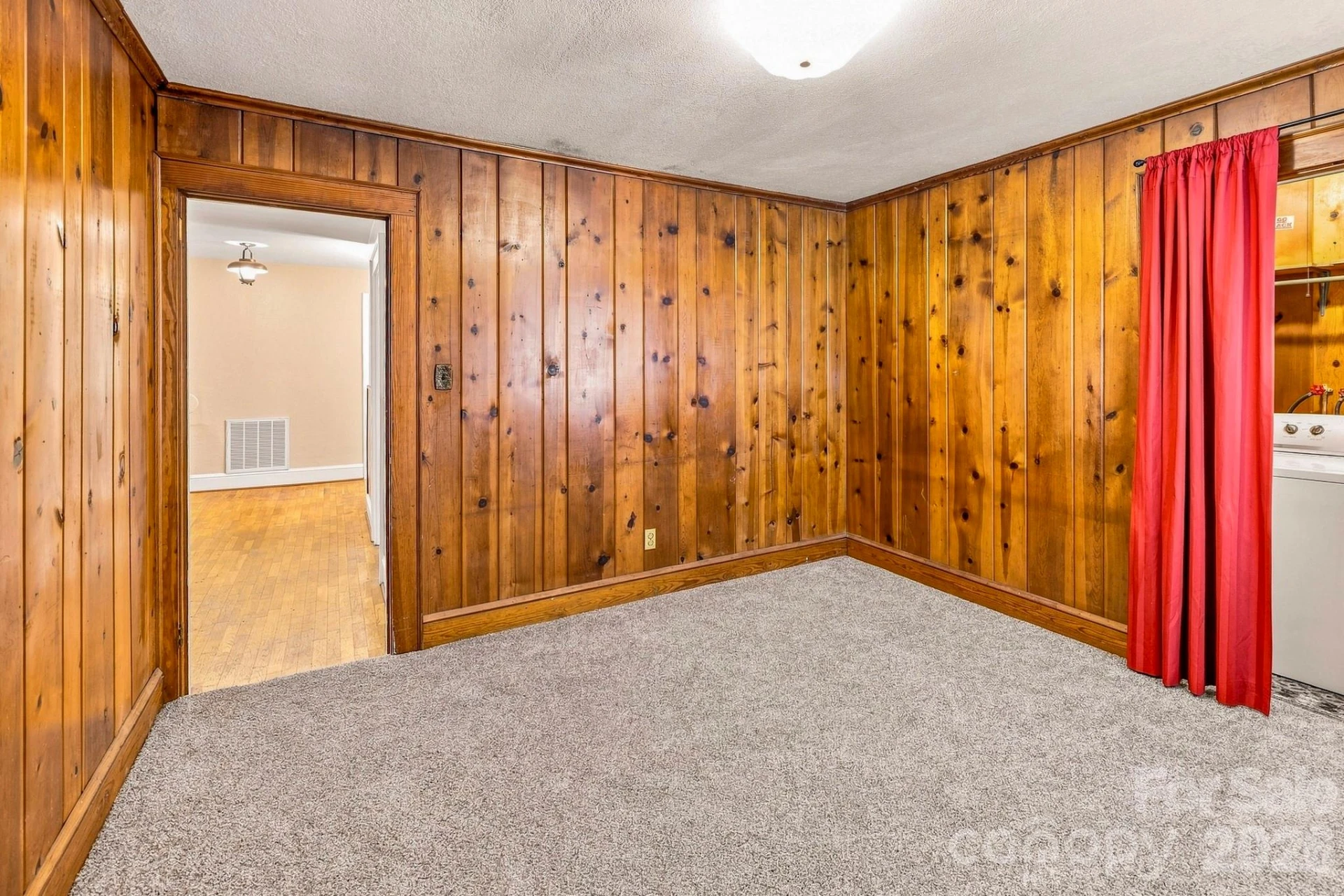 257 Maryland Drive - Photo 15