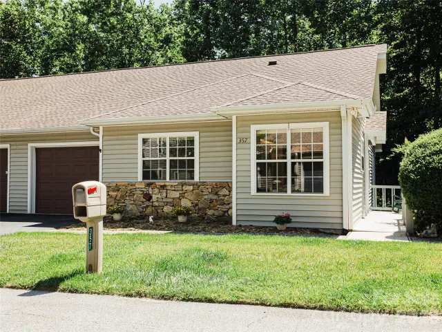 357 Laurel Park Place, Hendersonville, NC, 28791