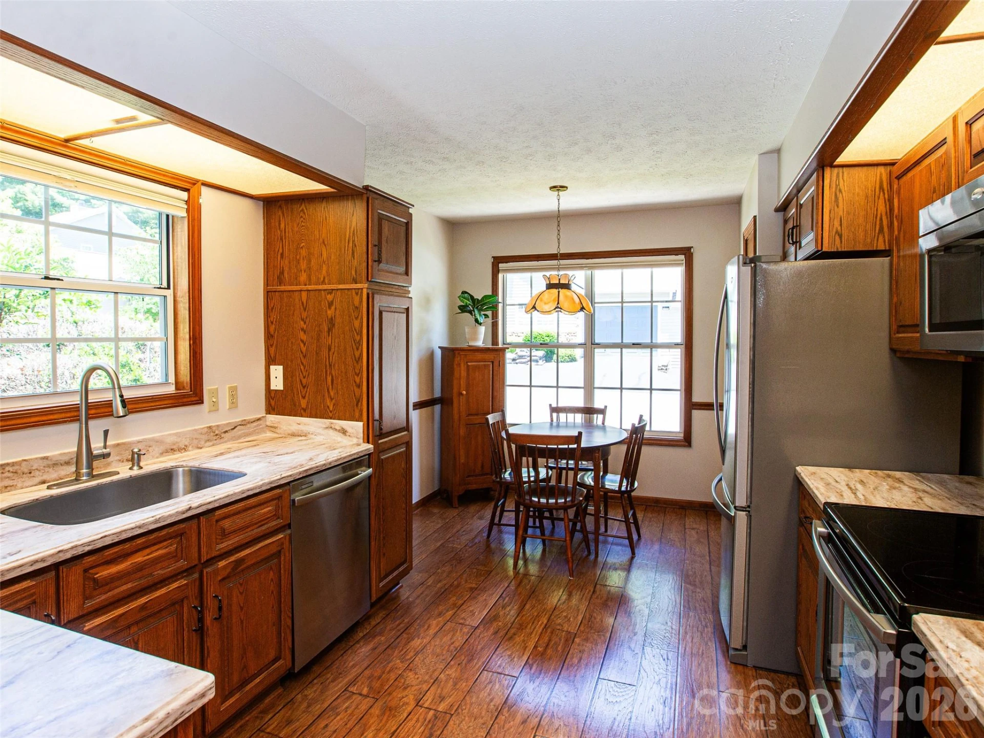 357 Laurel Park Place - Photo 4
