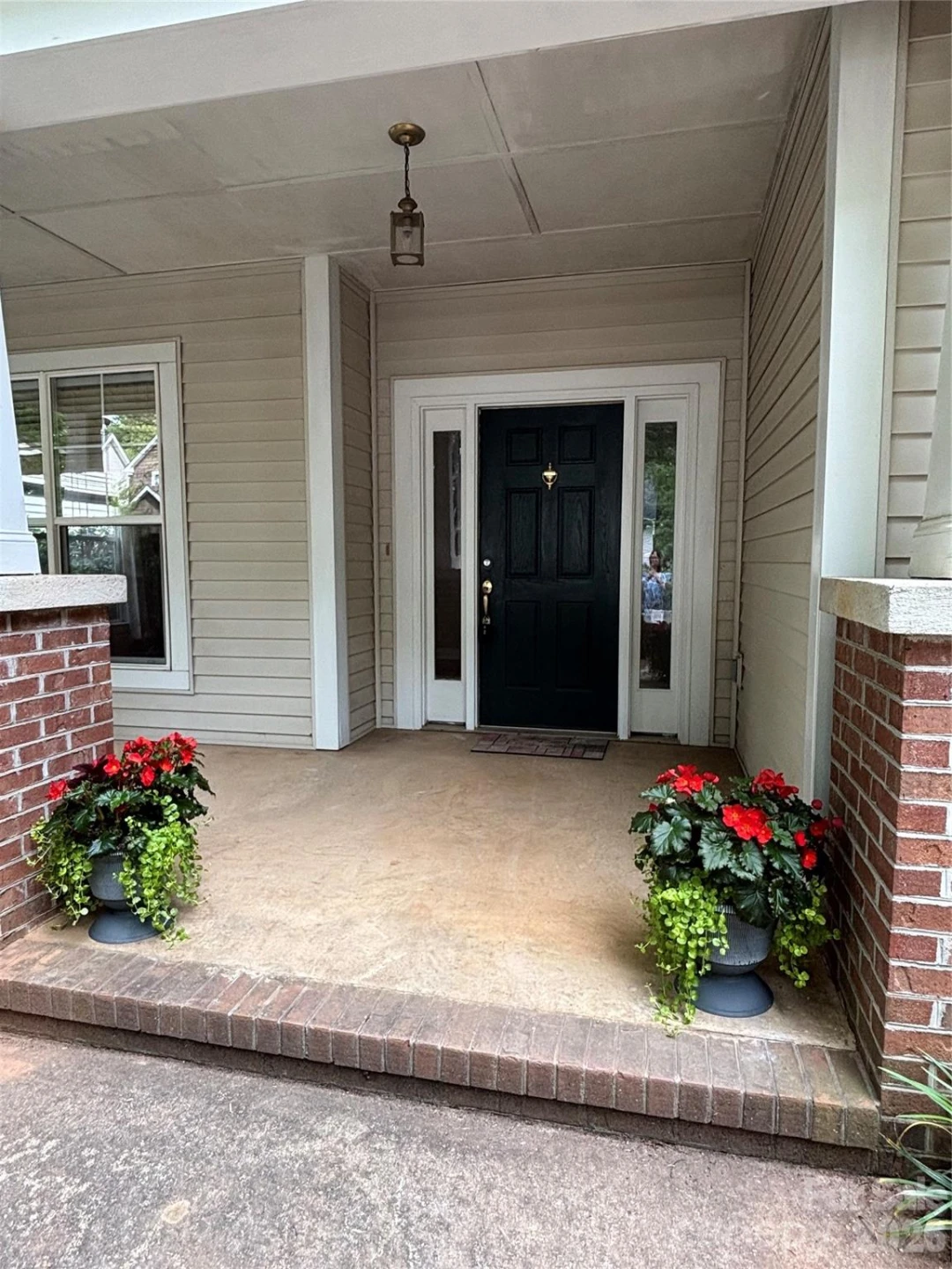 1408 Kenton Lane - Photo 3
