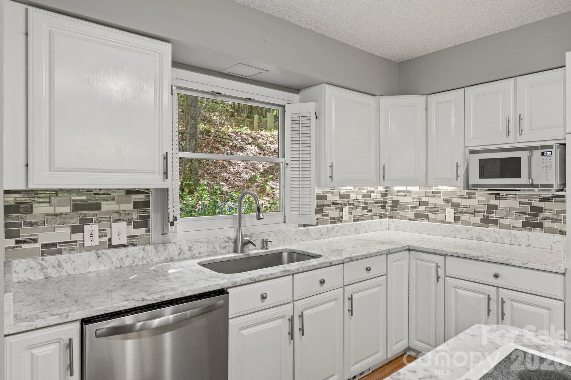 58 Sourwood Drive - Photo 8