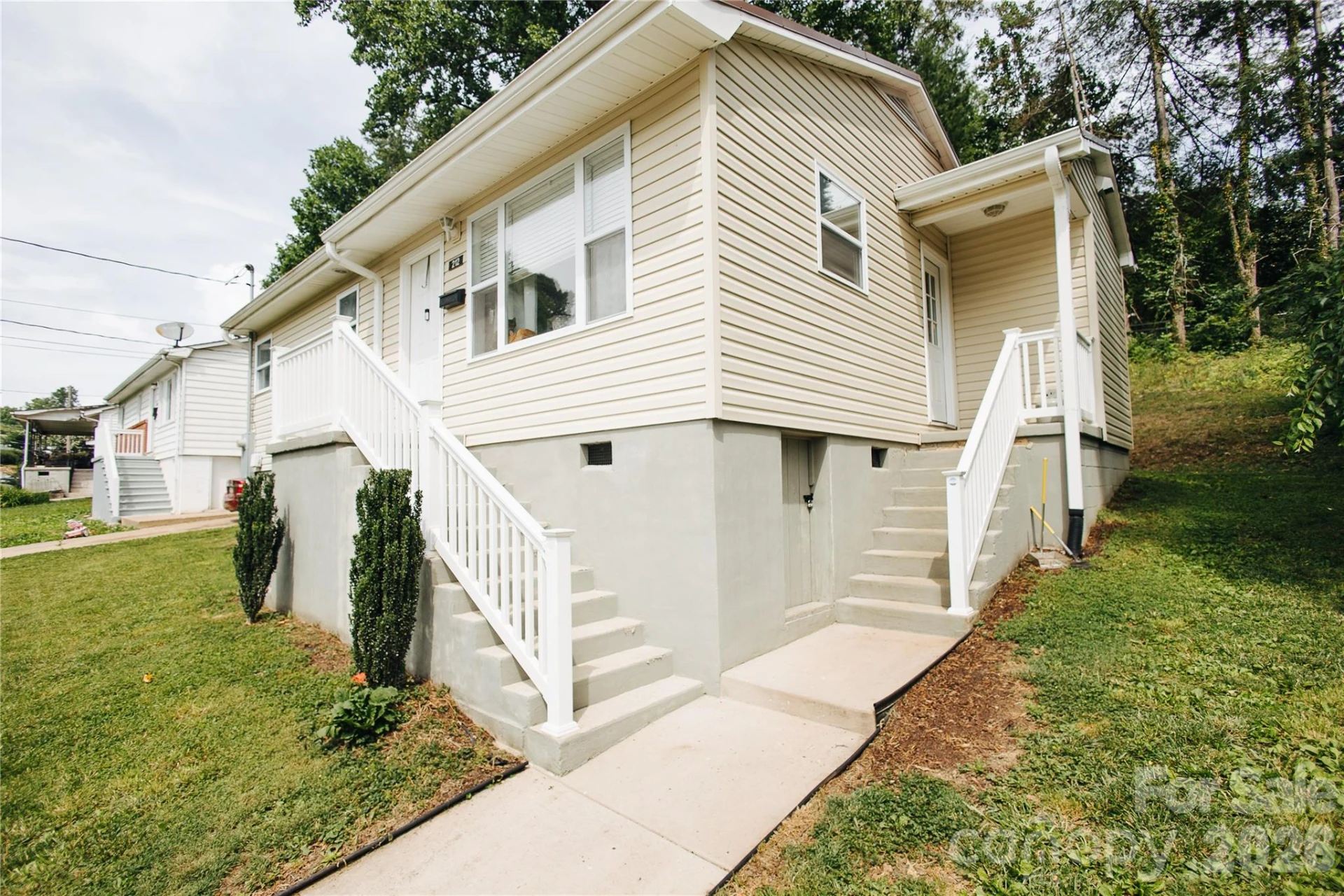 212 Maple Avenue - Photo 23