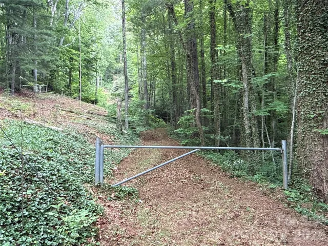 9999 Sunset Drive, Black Mountain, NC, 28711