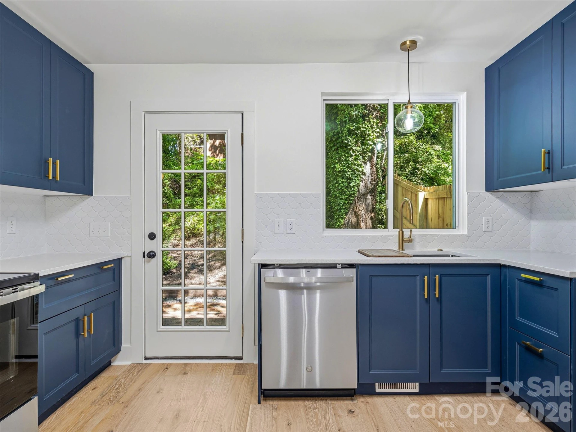 895 Trade Street - Photo 14
