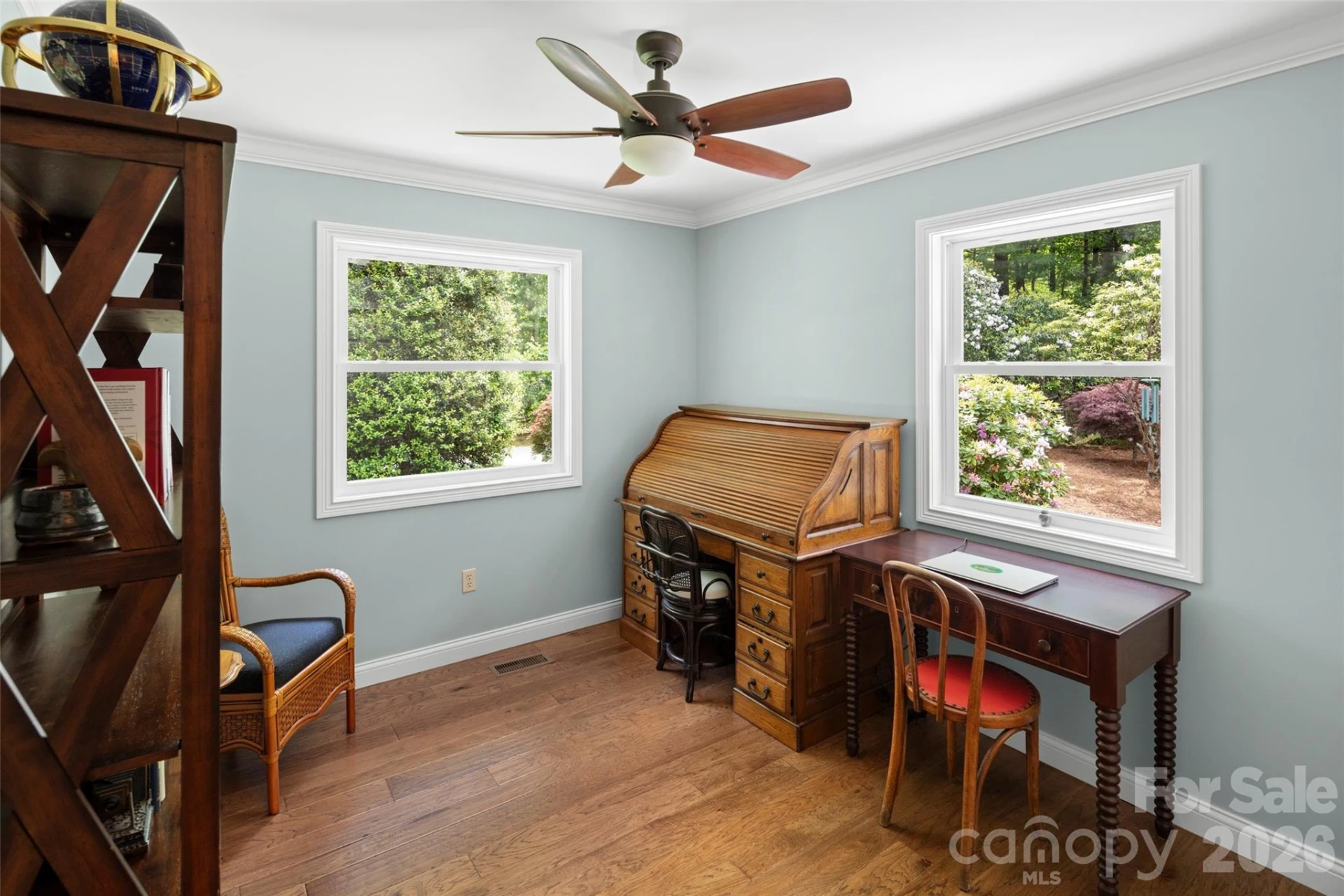 2750 Leucothae Way - Photo 16