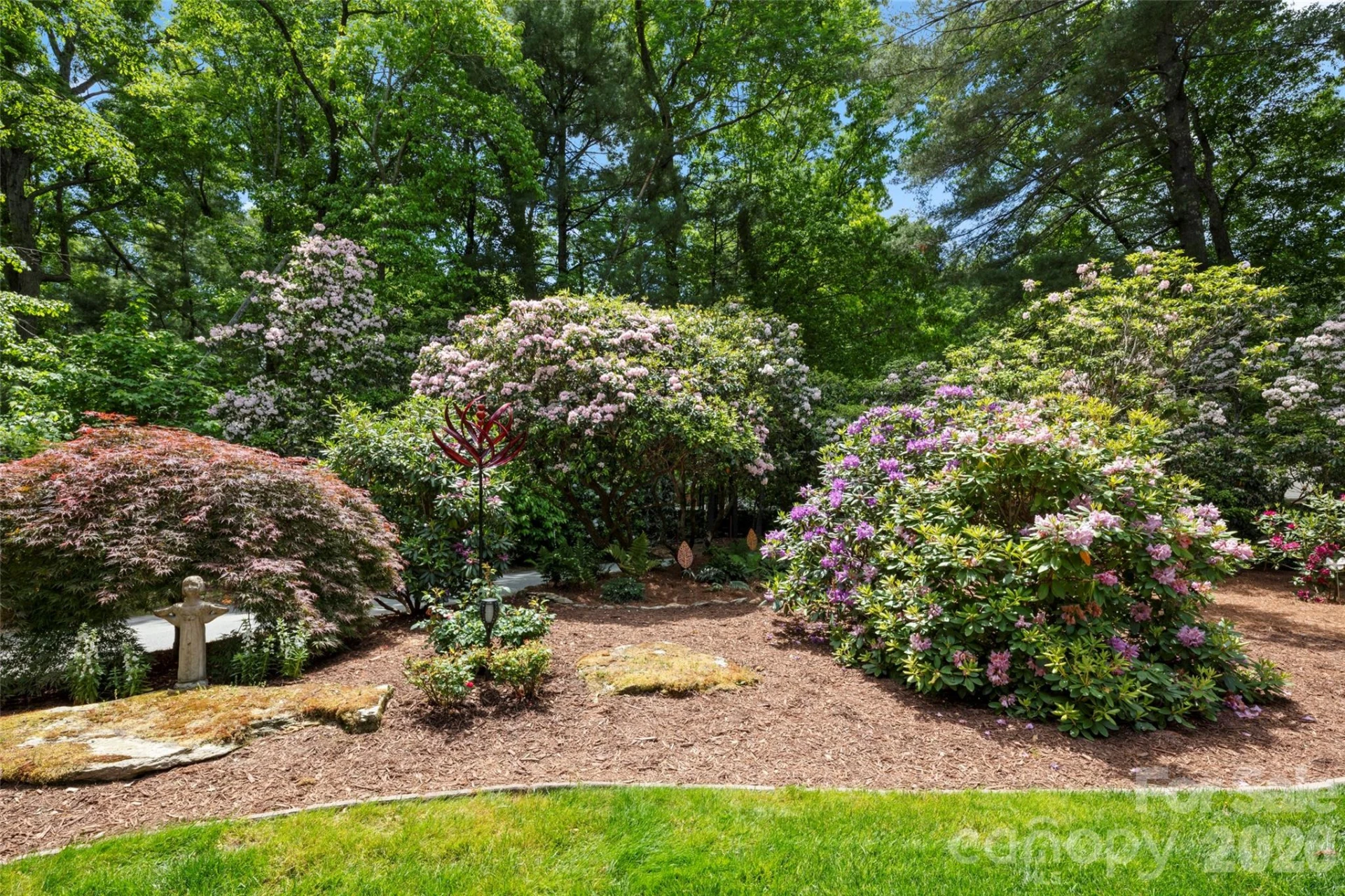 2750 Leucothae Way - Photo 26