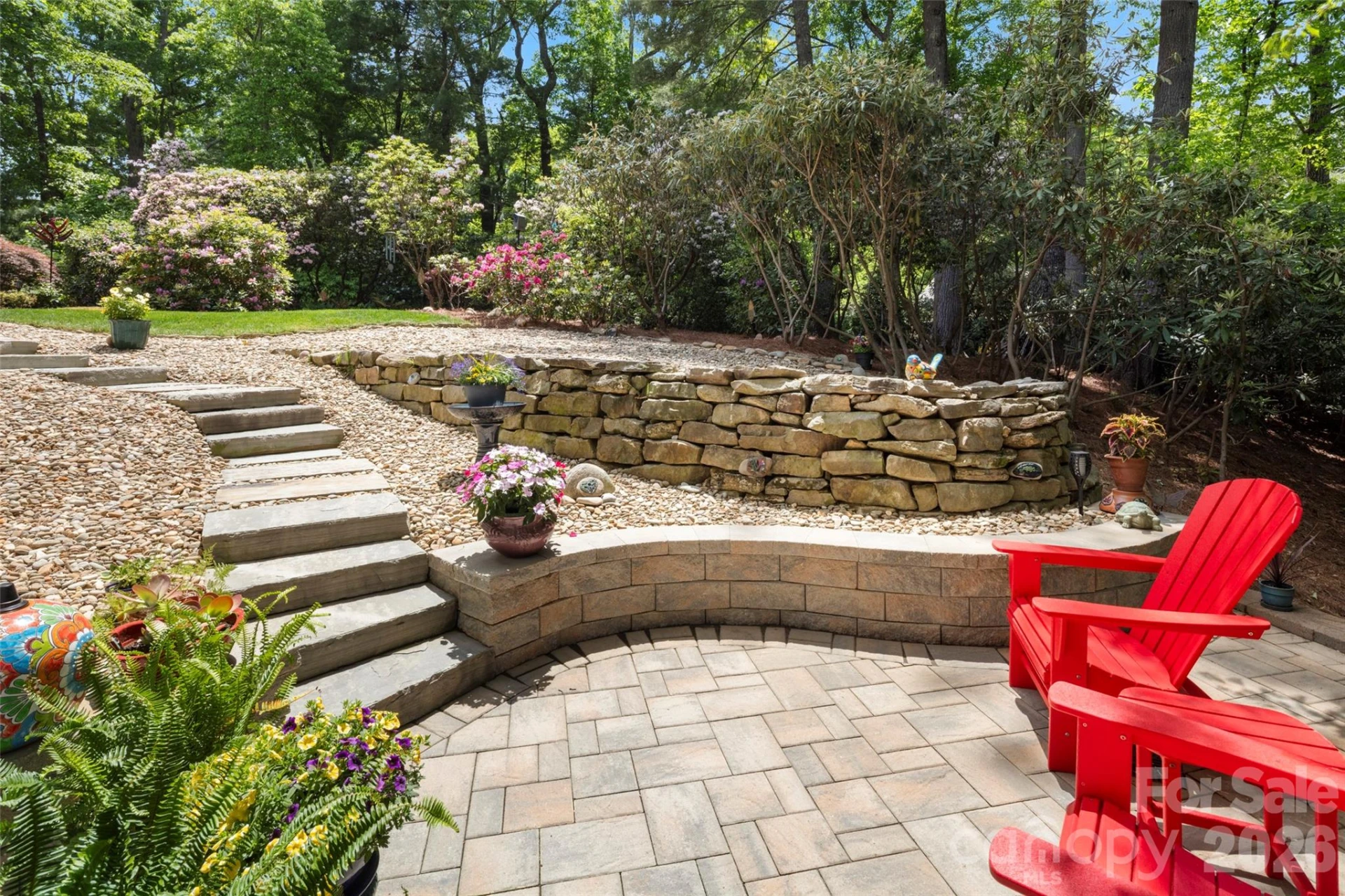 2750 Leucothae Way - Photo 30