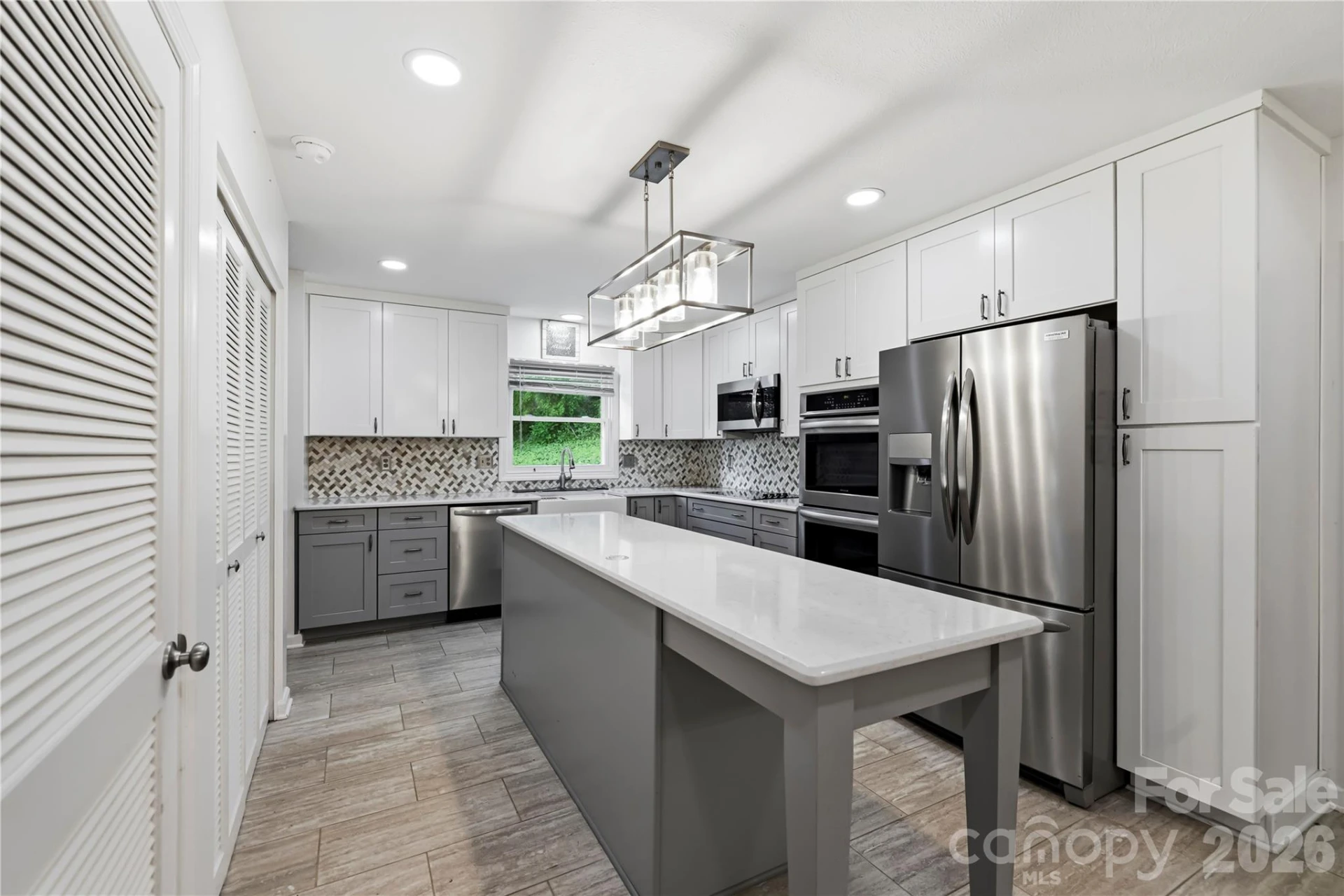 421 Comet Drive - Photo 21