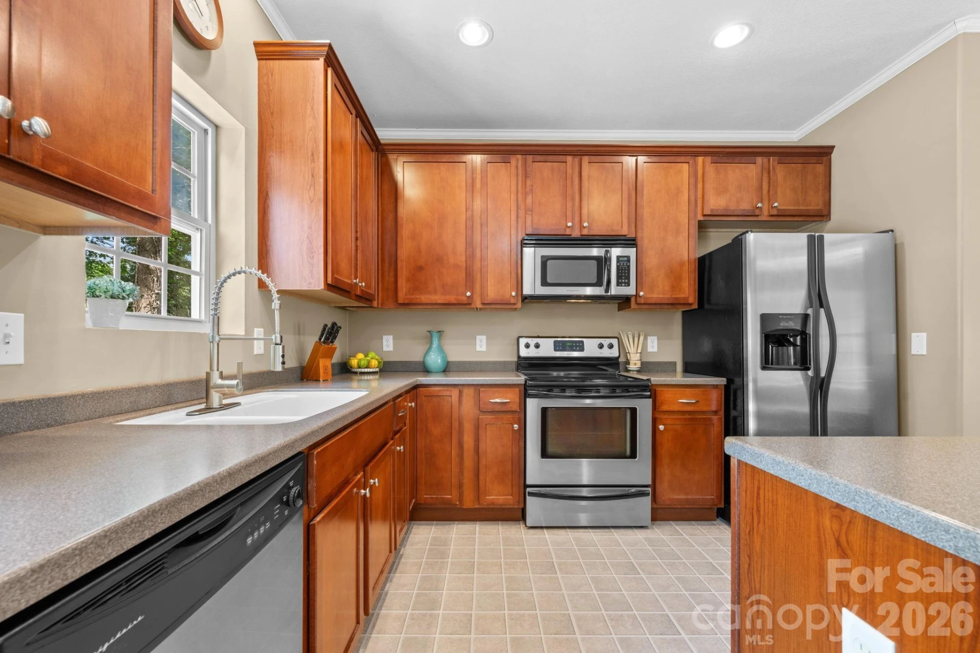 163 Longview Drive - Photo 7
