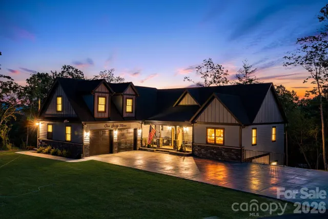 163 Northview Drive, Hendersonville, NC, 28791