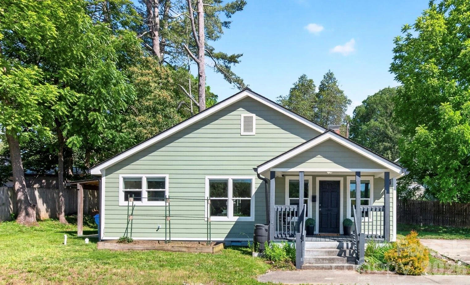 440 Carolina Avenue - Photo 3