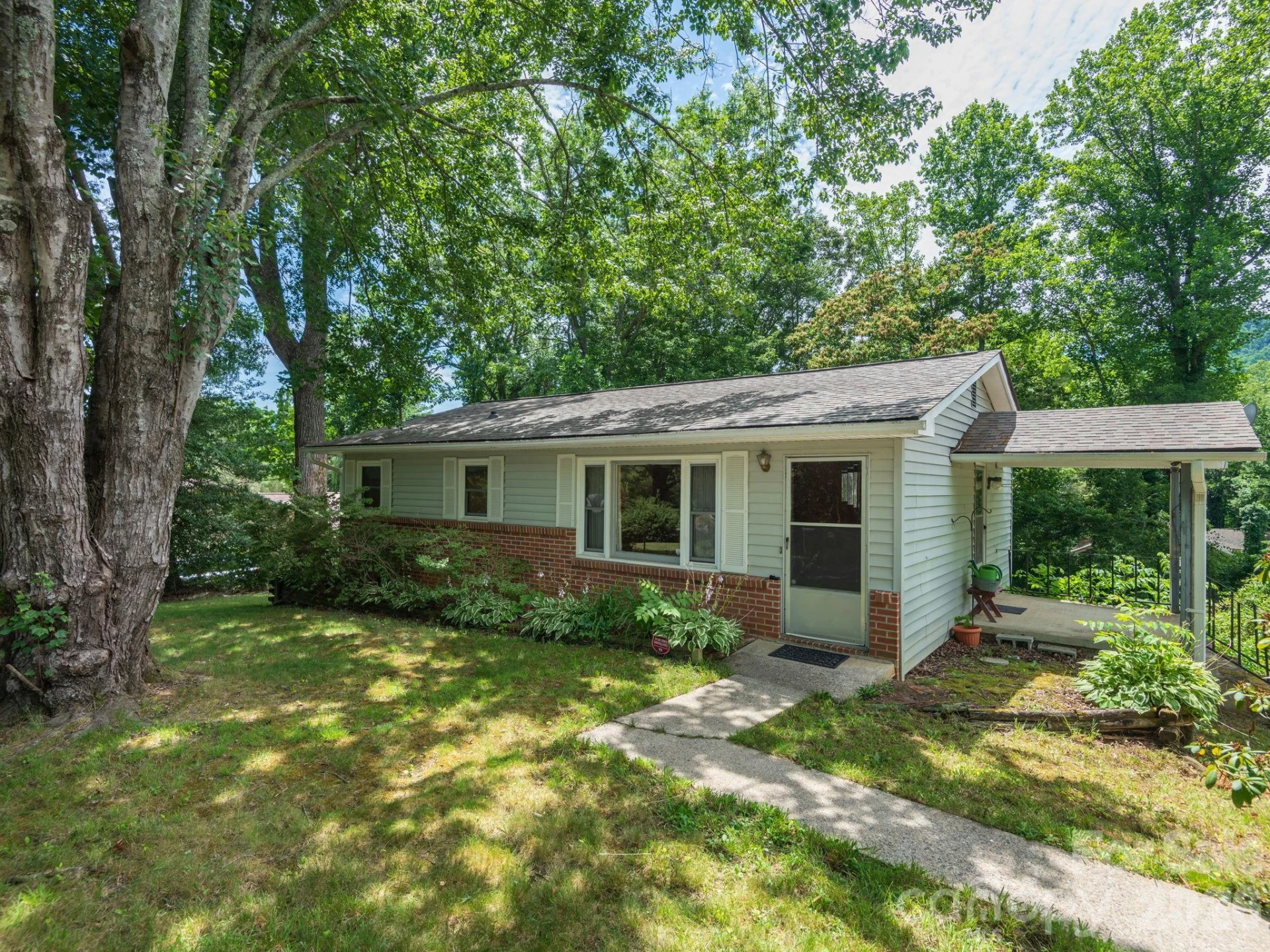 807 Cherokee Avenue