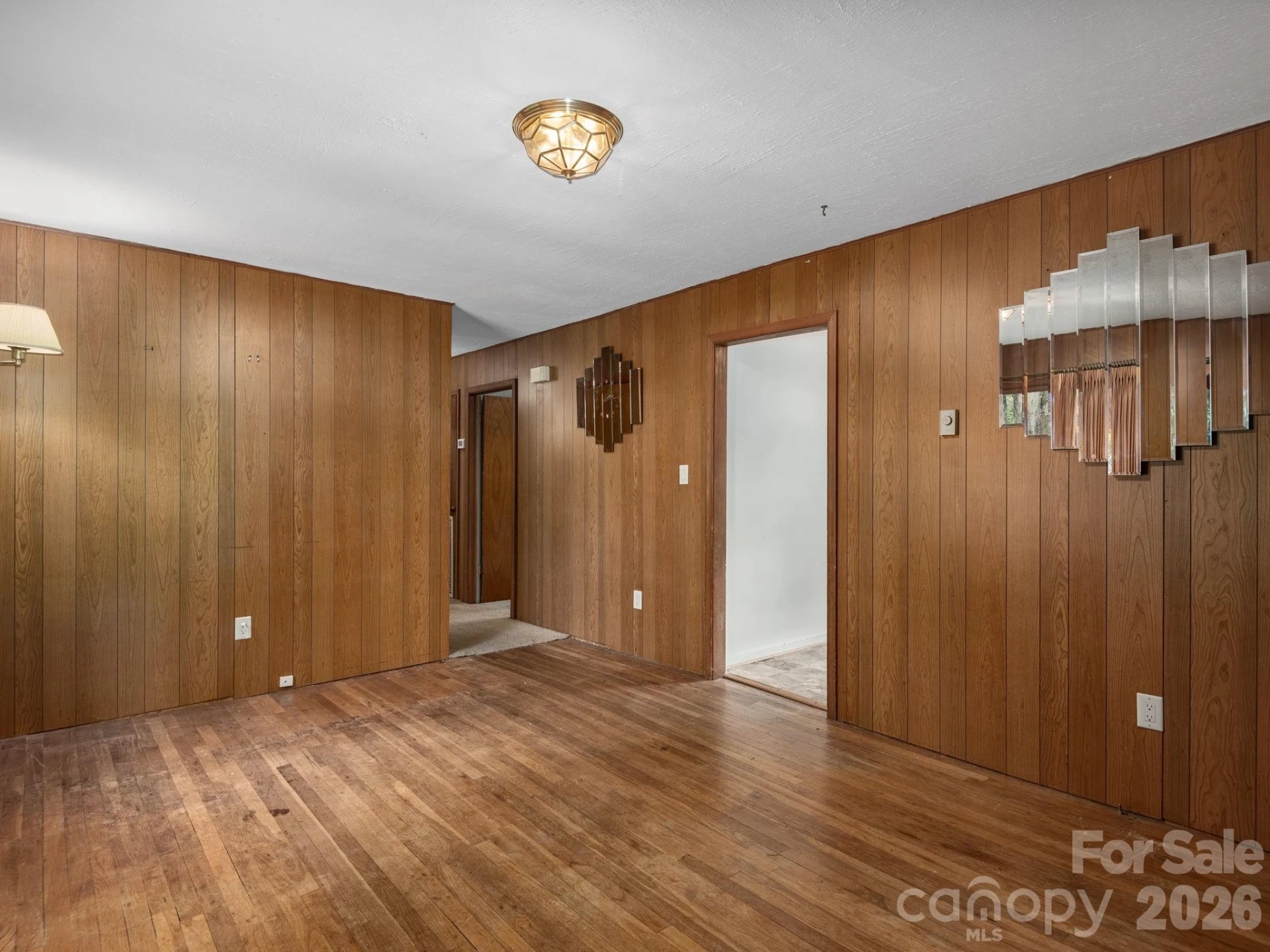807 Cherokee Avenue - Photo 3
