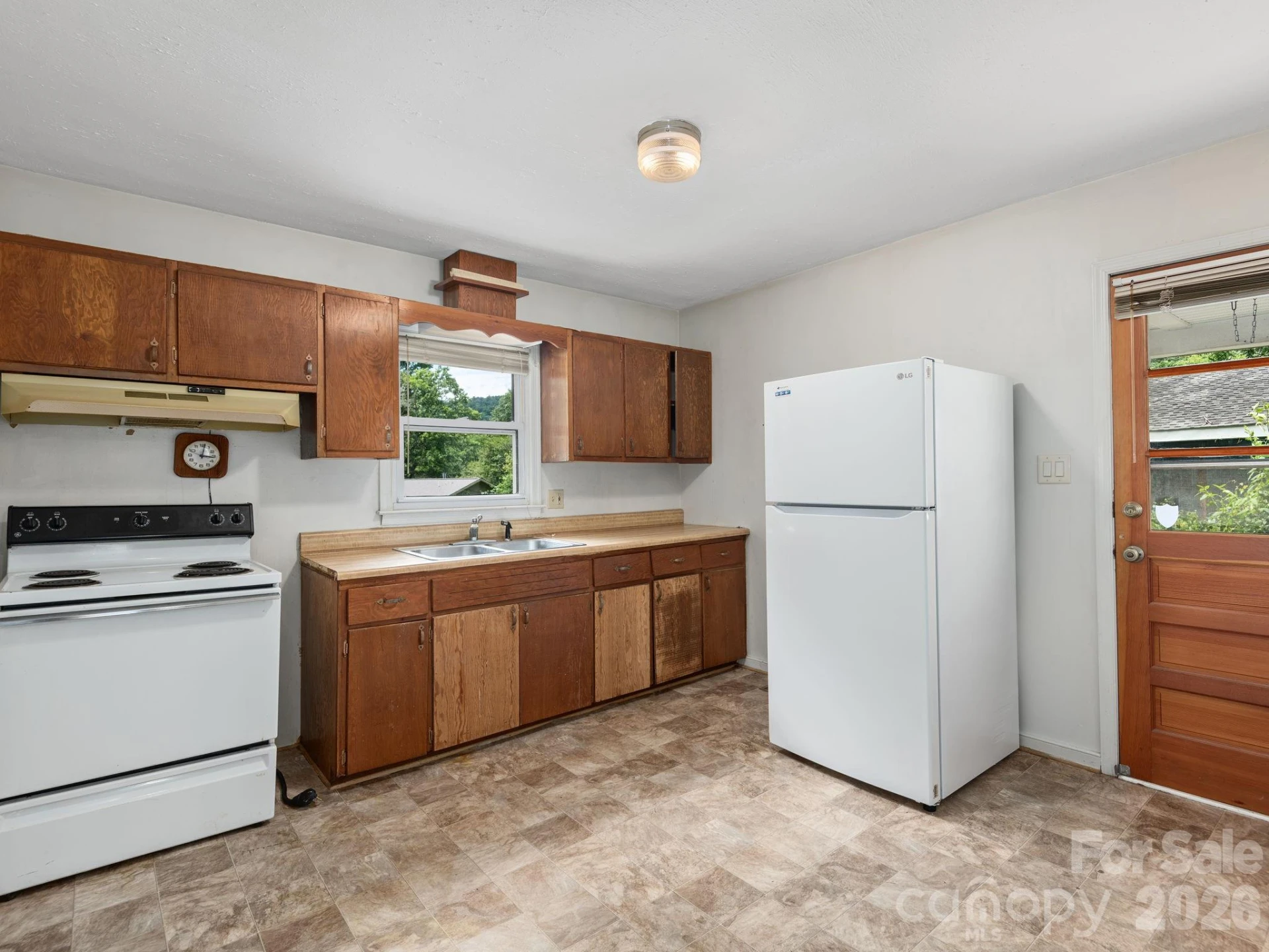 807 Cherokee Avenue - Photo 4
