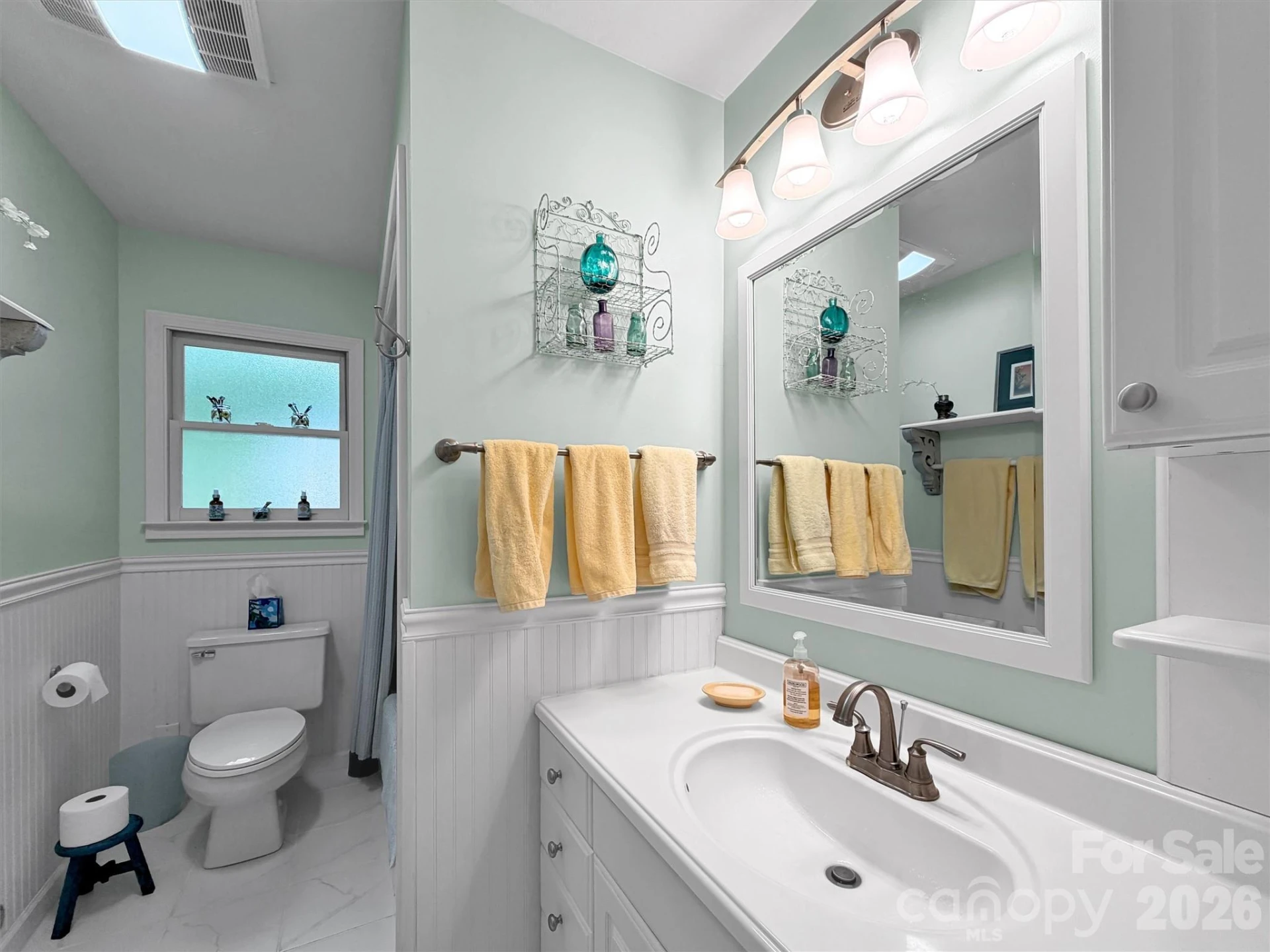 228 Crescent Drive - Photo 21